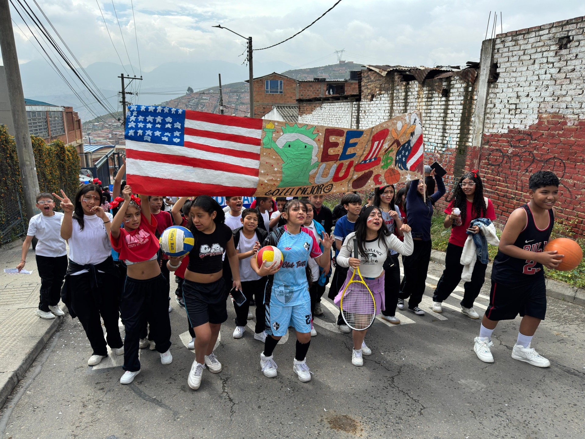 Equipo de fútbol obtiene primer lugar intercolegial